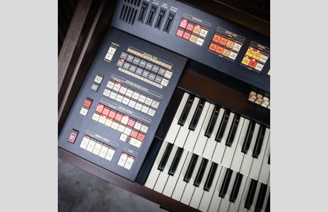 Used Hammond XT100 Organ All Inclusive Top Grade Package (SN:98010147) - Image 7